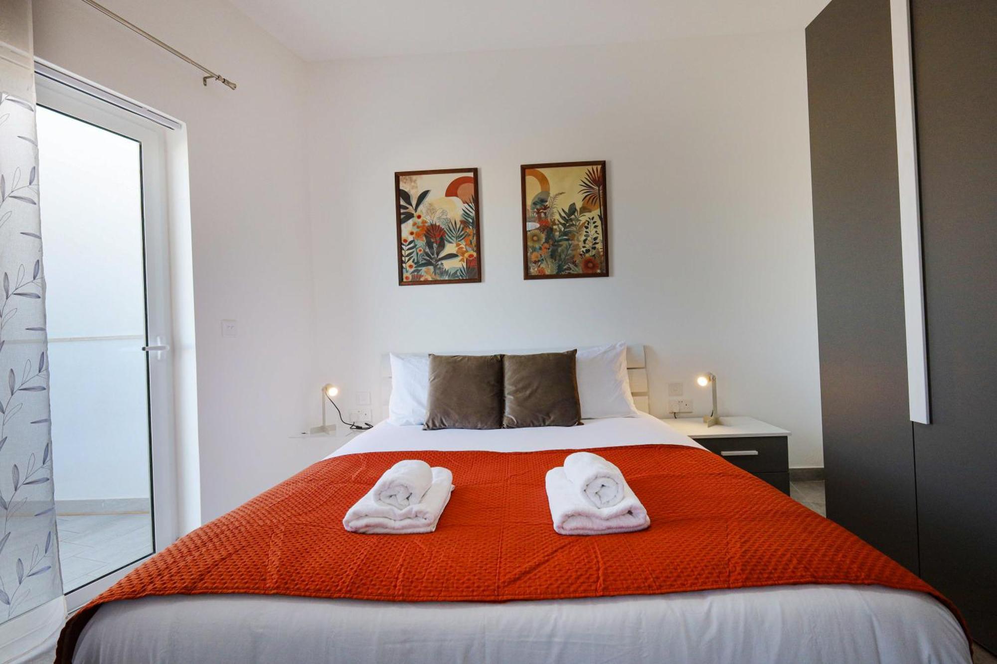 Apartamento Cosy 1 Bd Penthouse In Bugibba - Corner Terrace With Sea Views