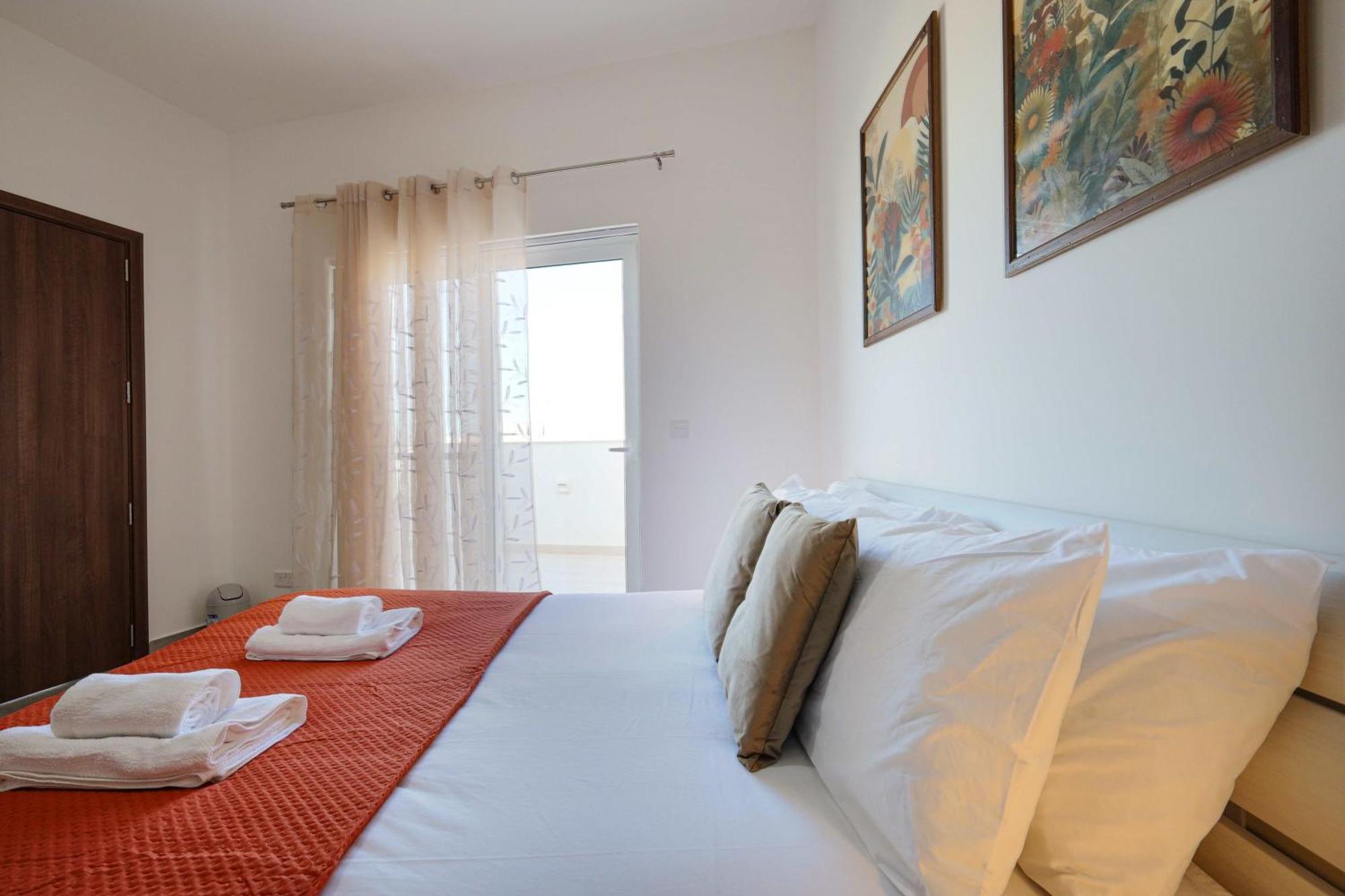 Апартаменты Cosy 1 Bd Penthouse In Bugibba - Corner Terrace With Sea Views Сент-Полс-Бей